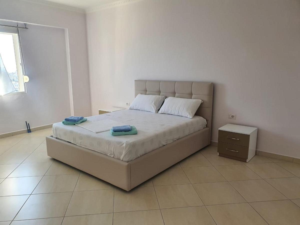 Xhulio Apartments ساراندا المظهر الخارجي الصورة