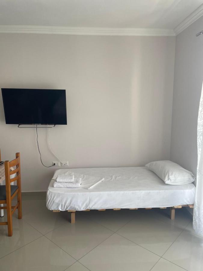 Xhulio Apartments ساراندا المظهر الخارجي الصورة