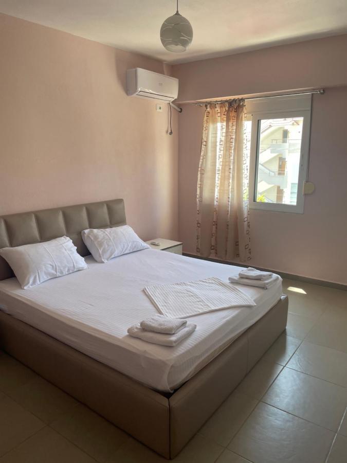 Xhulio Apartments ساراندا المظهر الخارجي الصورة