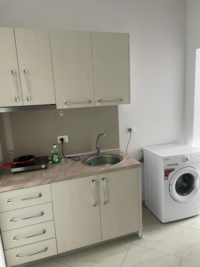 Xhulio Apartments ساراندا المظهر الخارجي الصورة